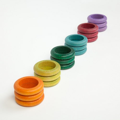 Grapat Wood Coloured Rings 18 pcs (6 no basic colours)