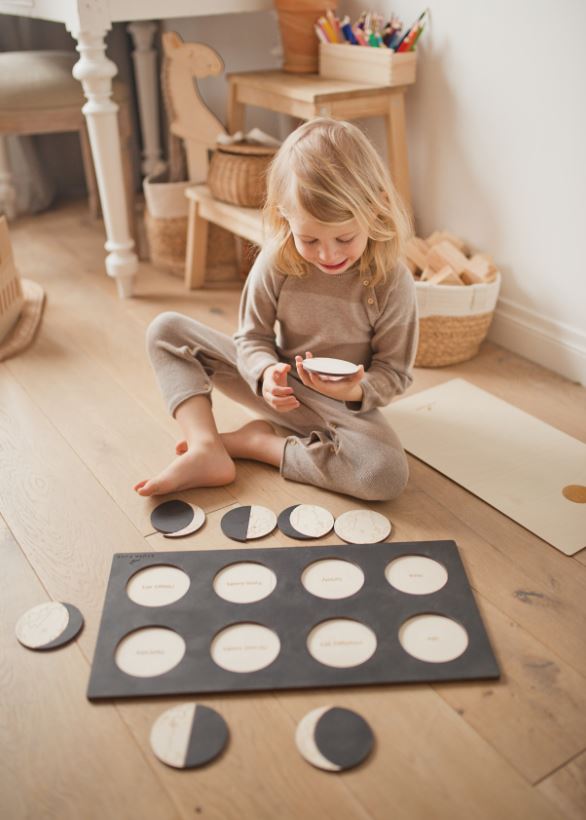 Moon Phase Wooden Puzzle