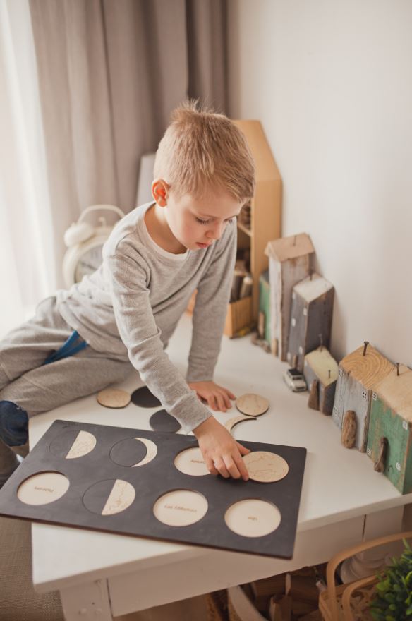 Moon Phase Wooden Puzzle